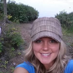 Meet your Posher, Britta